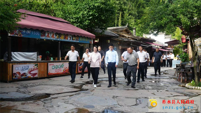 曹艷萍在督導檢查重點項目建設(shè)時強調(diào)：千方百計促項目建設(shè)提速 為縣域經(jīng)濟社會發(fā)展添能蓄勢.jpg